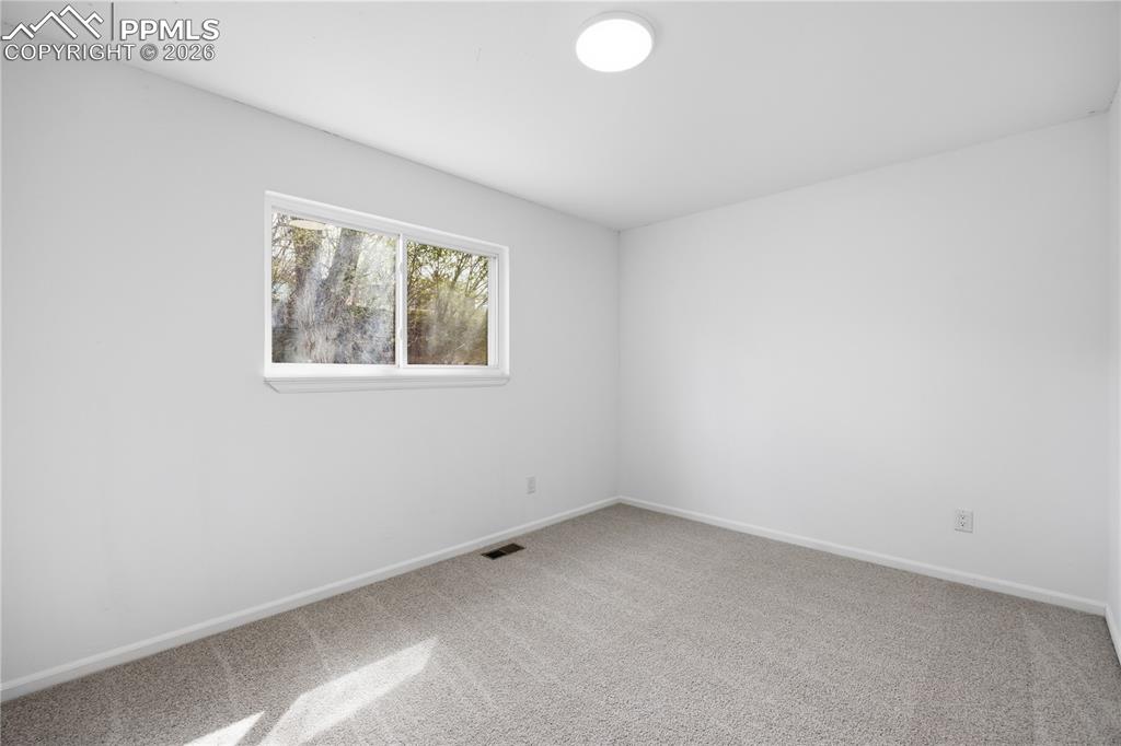 Image 26 of 39: No Description Available