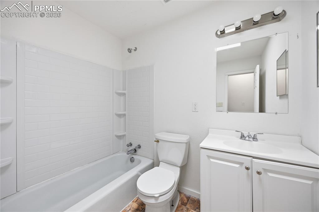 Image 36 of 39: No Description Available