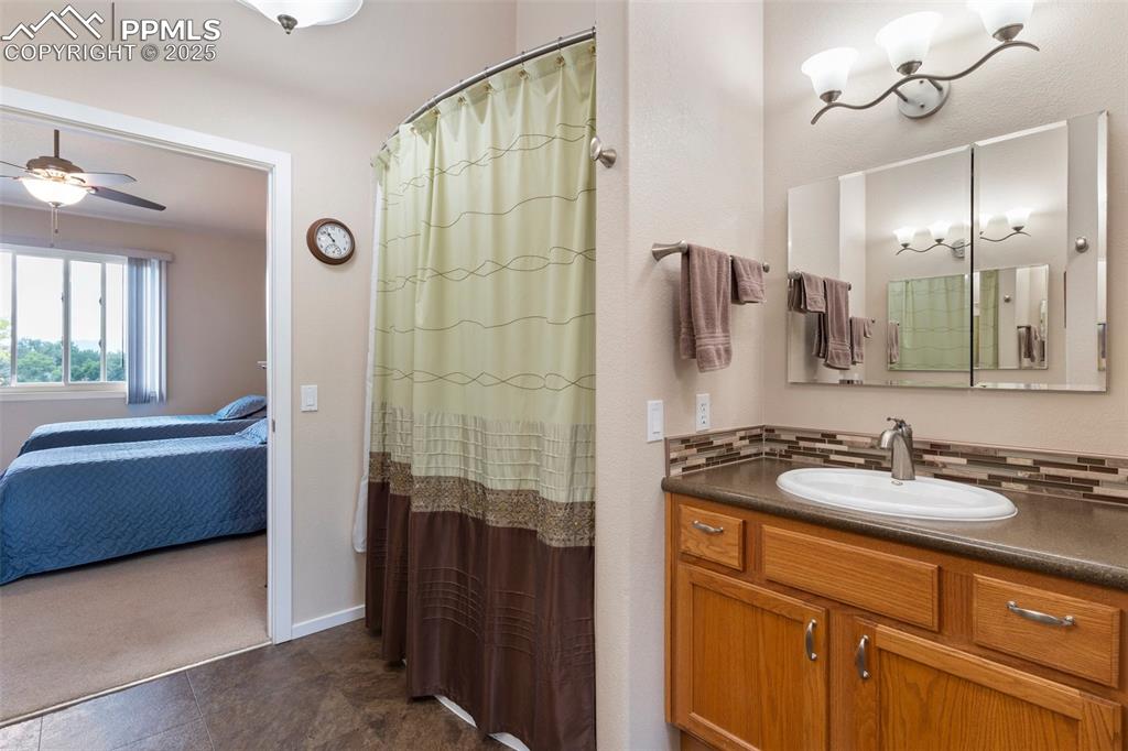 Image 19 of 30: Master Bathroom