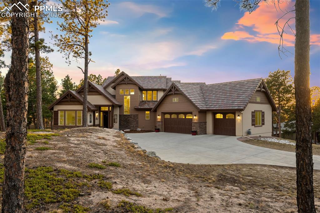 Image 9 of 50: Front of Structure