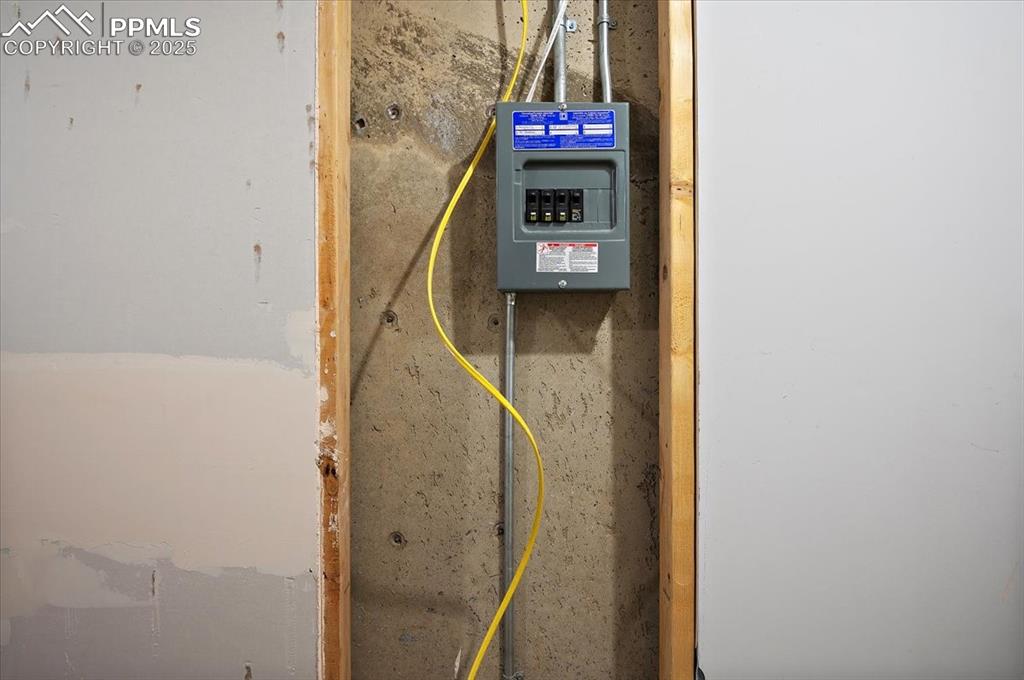Image 33 of 38: View of utility room