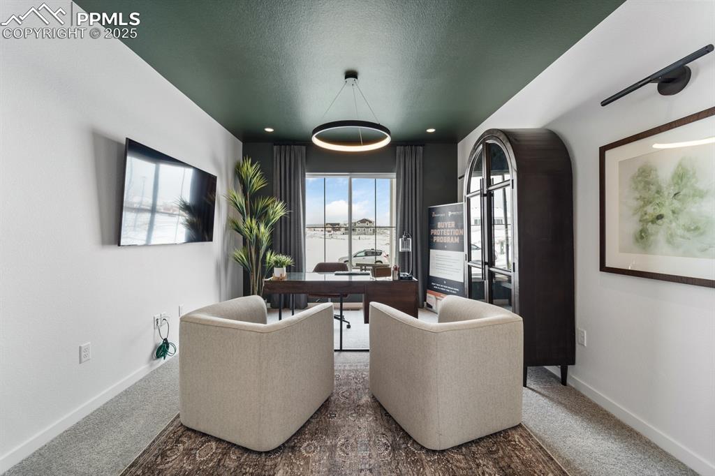 Image 2 of 44: Lobby