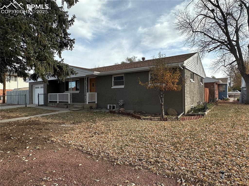 Image 20 of 25: Front of Structure