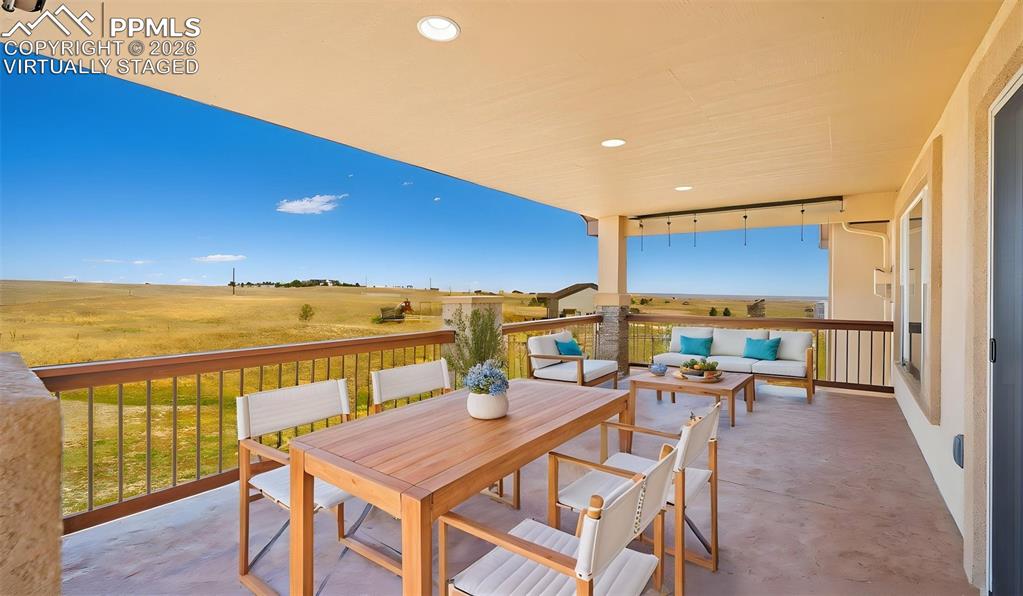 Image 4 of 47: Virtually Staged