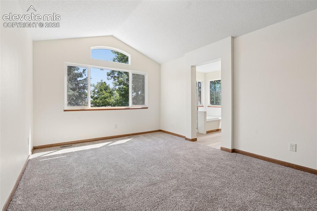Image 20 of 41: Vaulted Ceilings