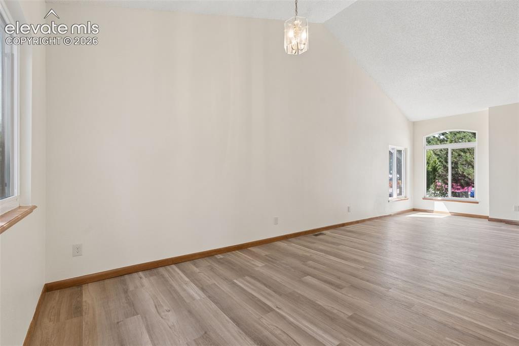 Image 3 of 41: Vaulted Ceilings