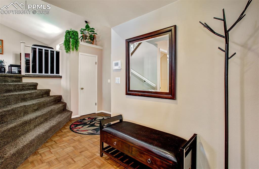 Image 4 of 43: Entry