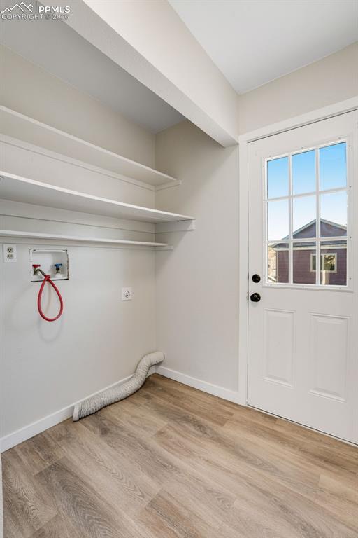 Image 13 of 35: Laundry