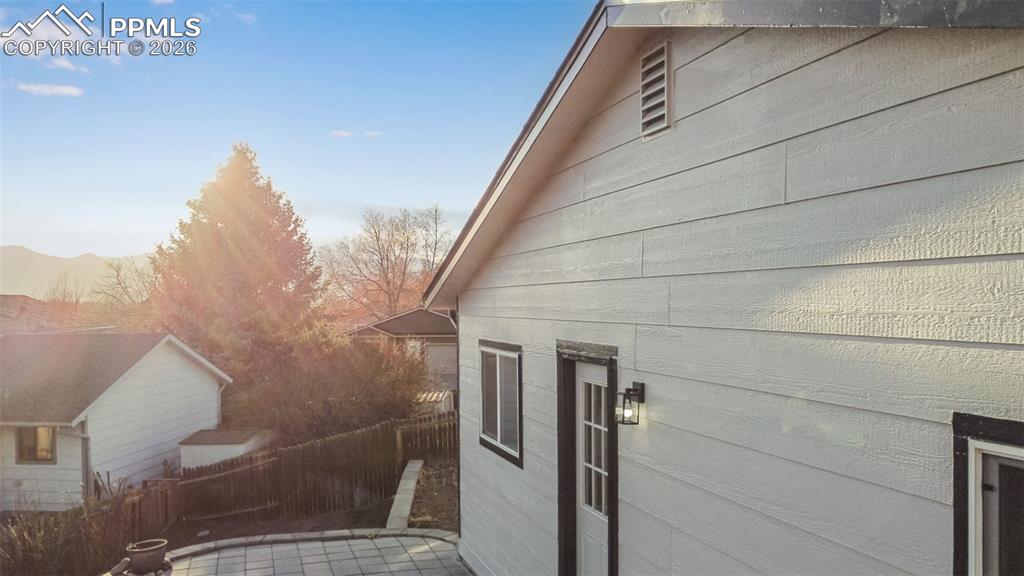 Image 26 of 35: Side of Structure