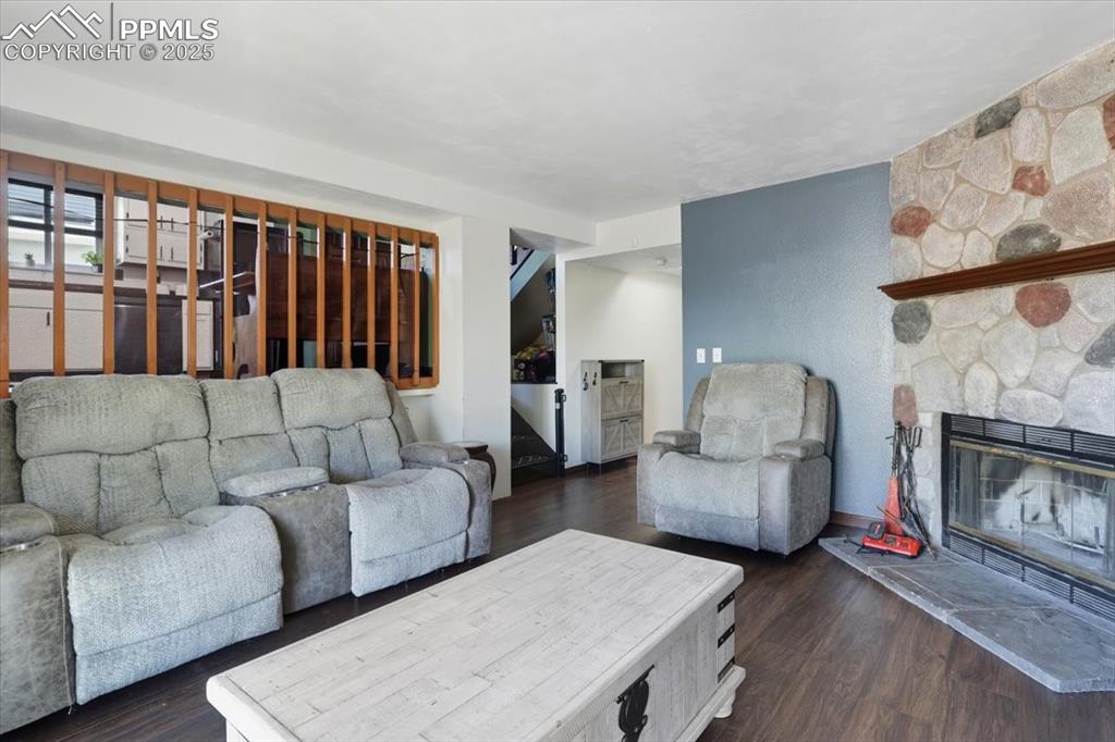 Image 8 of 43: Family Room