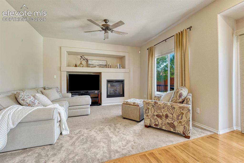 Image 15 of 49: Living Room