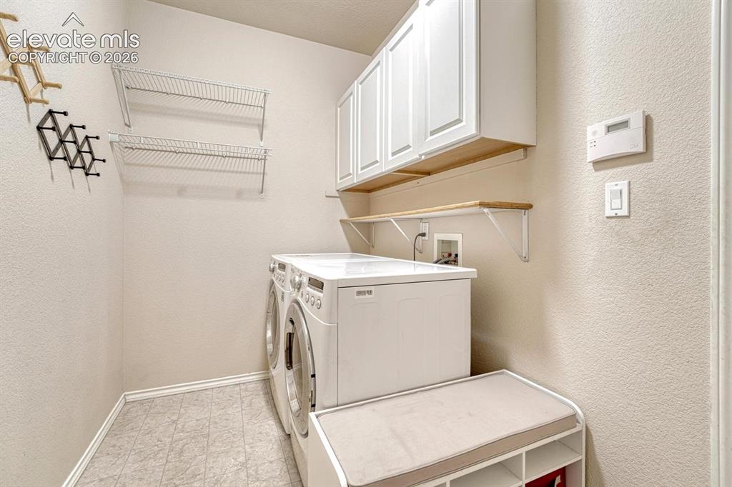 Image 18 of 49: Laundry