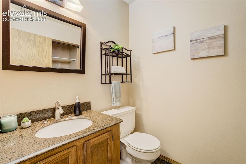 Image 15 of 50: Main Level Half Bath