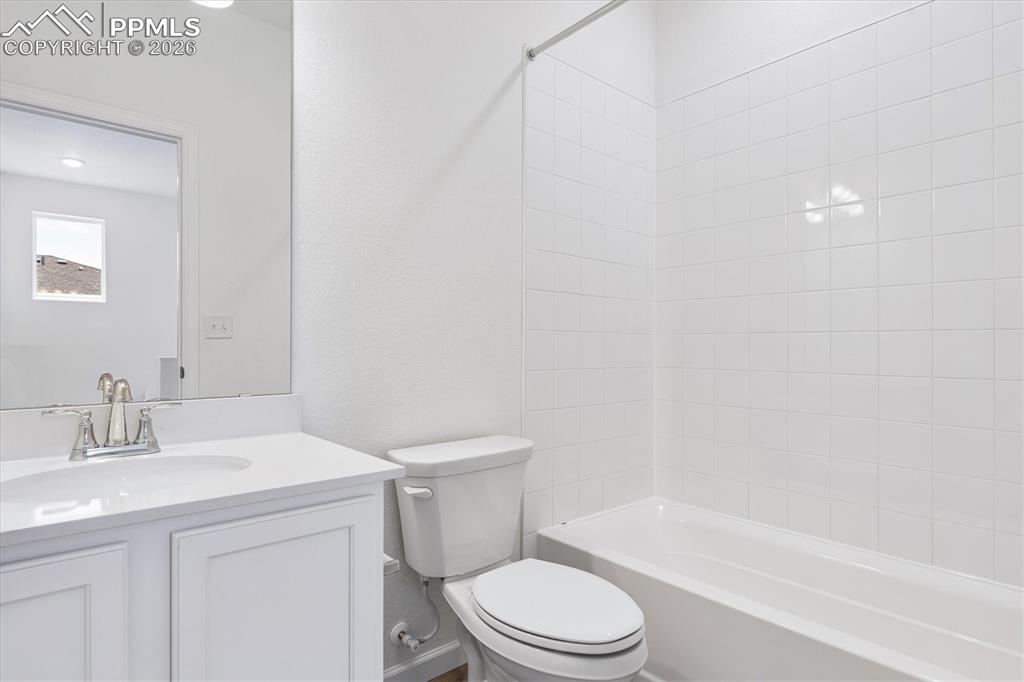 Image 12 of 20: No Description Available