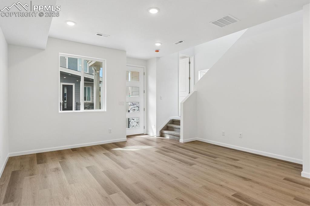 Image 4 of 20: No Description Available