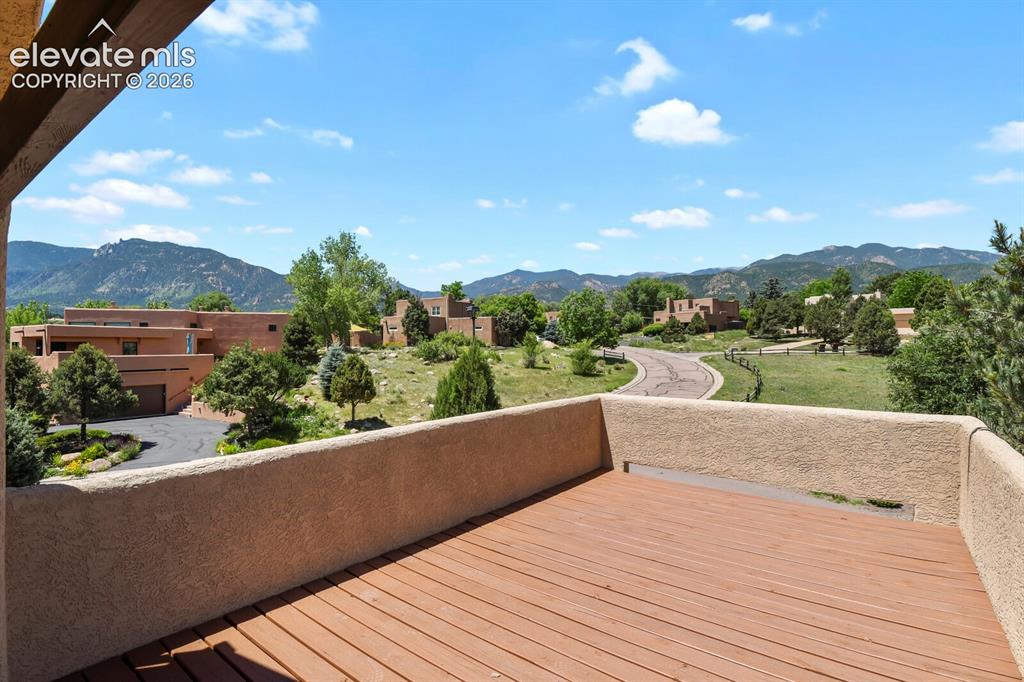 Image 17 of 39: Upper deck with panoramic views