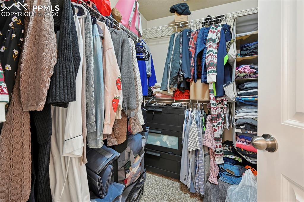 Image 14 of 34: Closet