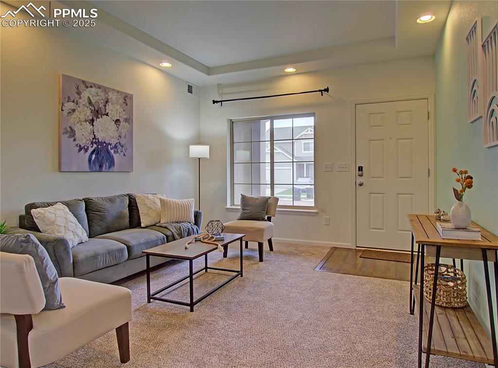 Image 6 of 30: Living Room