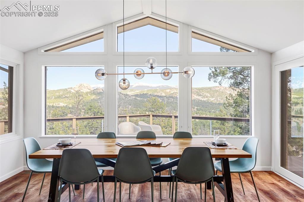 Image 11 of 35: Sun Room