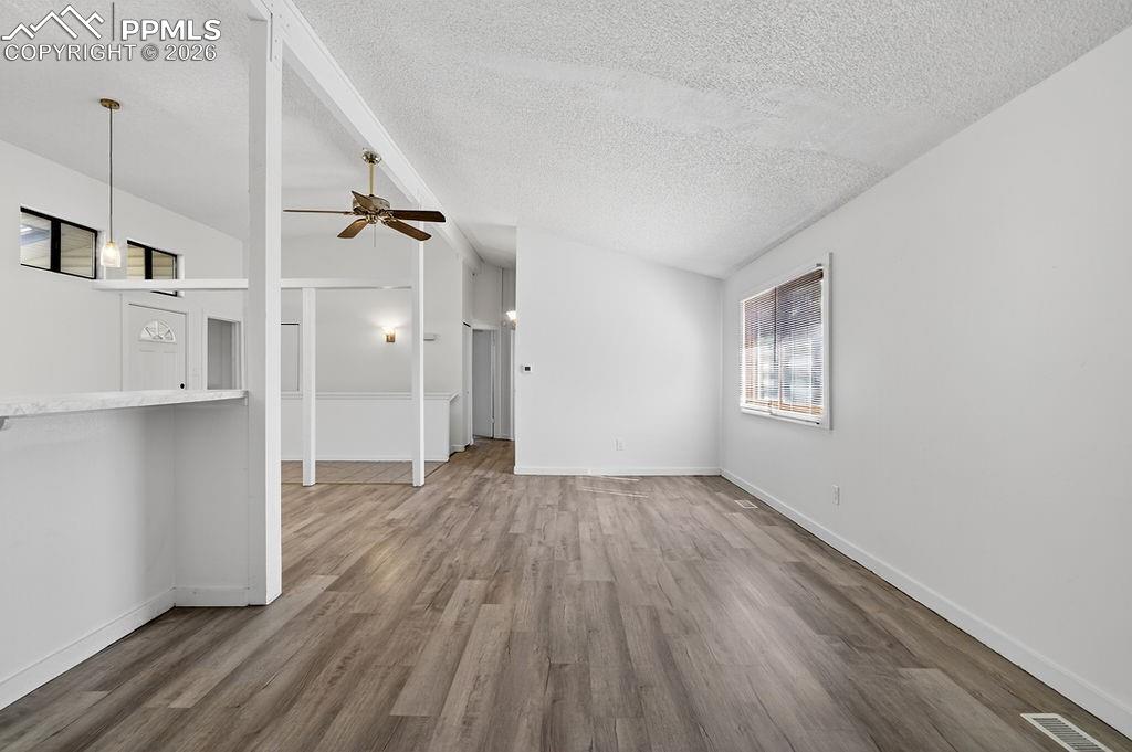 Image 17 of 49: Living Room