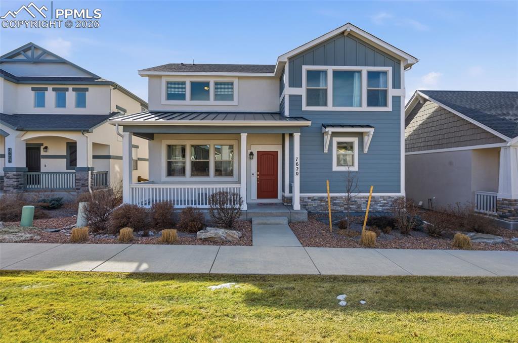 Image 1 of 33: Front of Structure