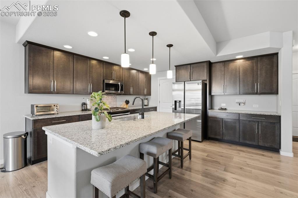 Image 2 of 33: Kitchen