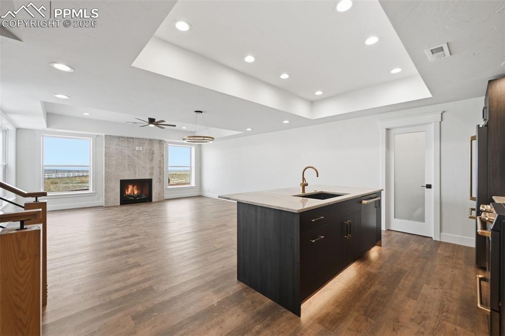 Image 41 of 50: Kitchen