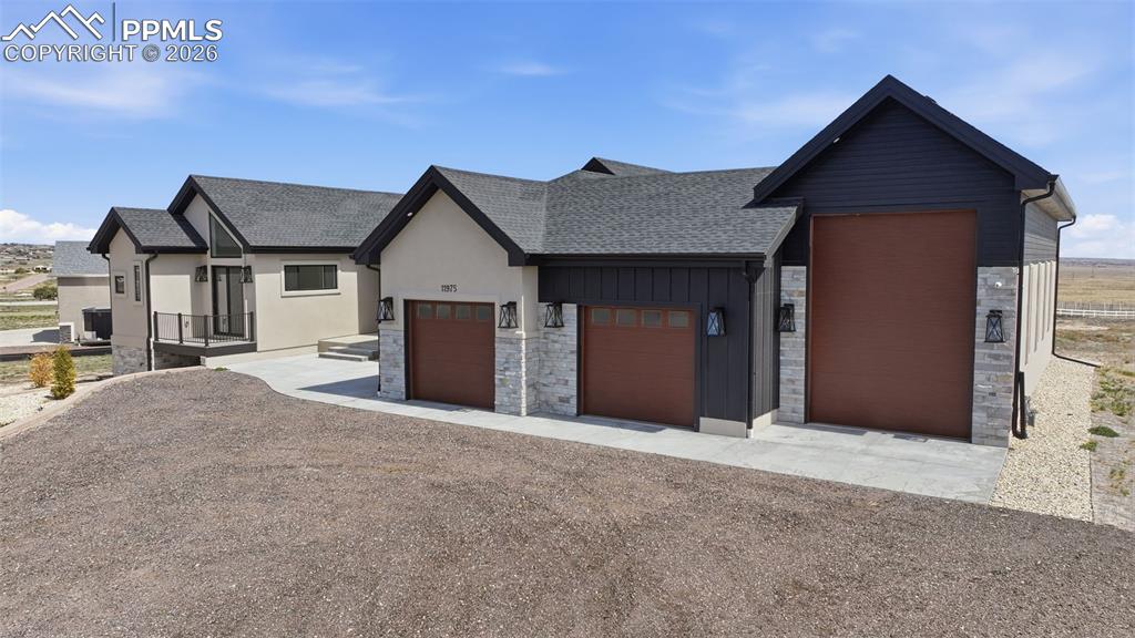 Image 5 of 50: Front of Structure