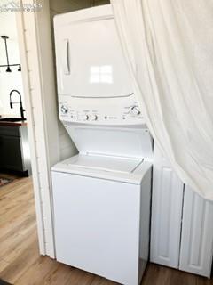 Image 8 of 36: Laundry