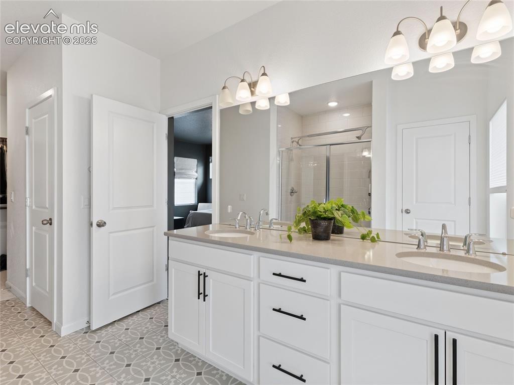 Image 19 of 35: Master Bathroom
