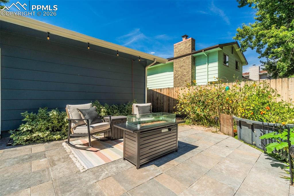 Image 44 of 49: Patio