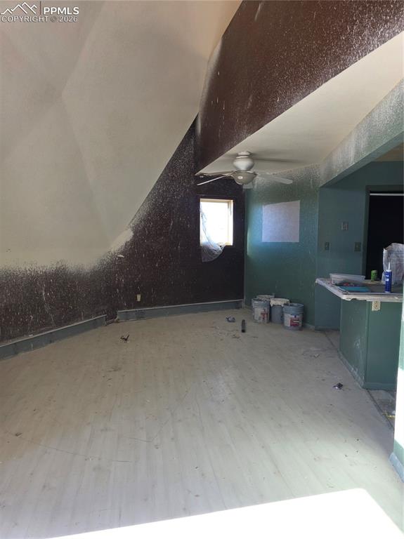 Image 2 of 19: No Description Available