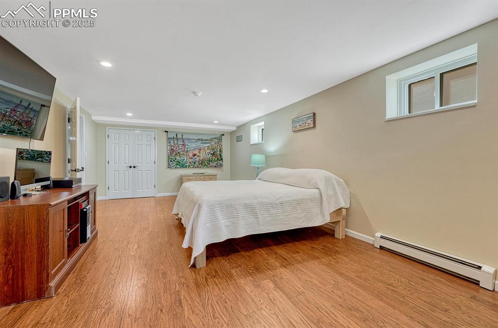 Image 33 of 50: Large basement bedroom