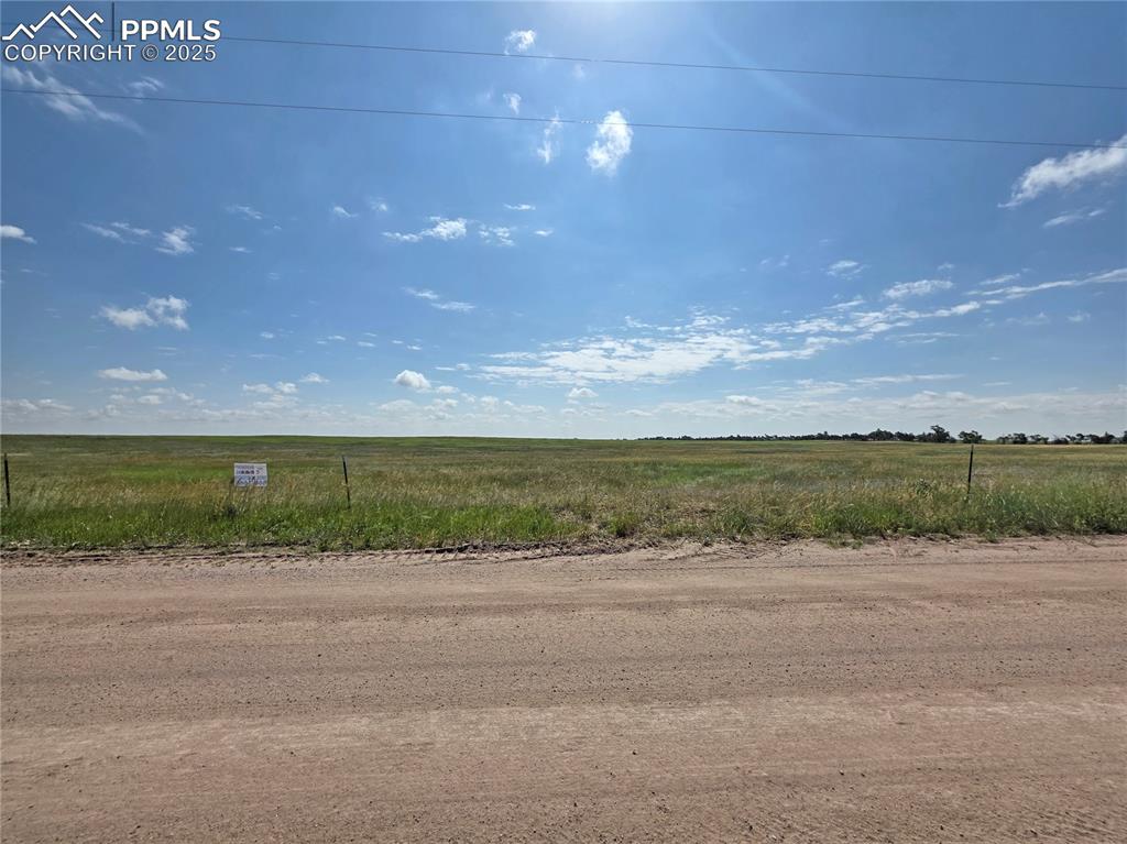 Image 28 of 30: Lot - 6685