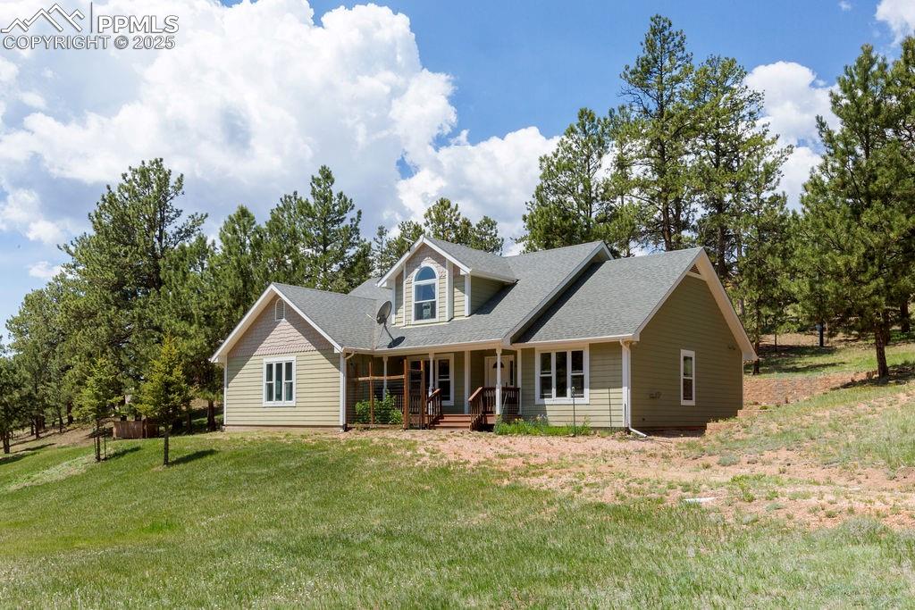 Image 4 of 41: Front of Structure