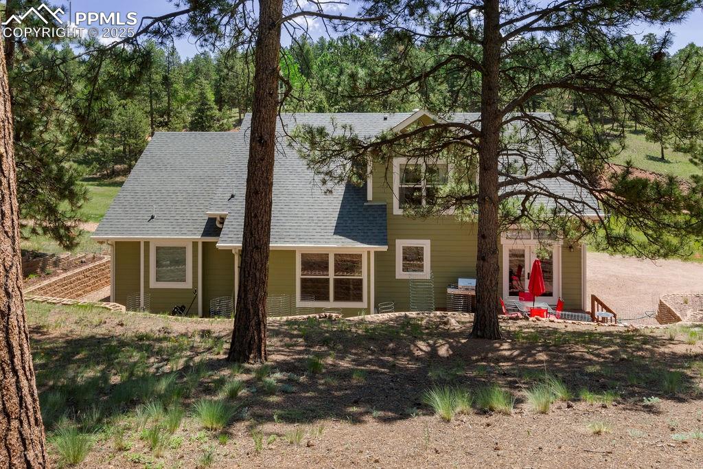 Image 6 of 41: Front of Structure