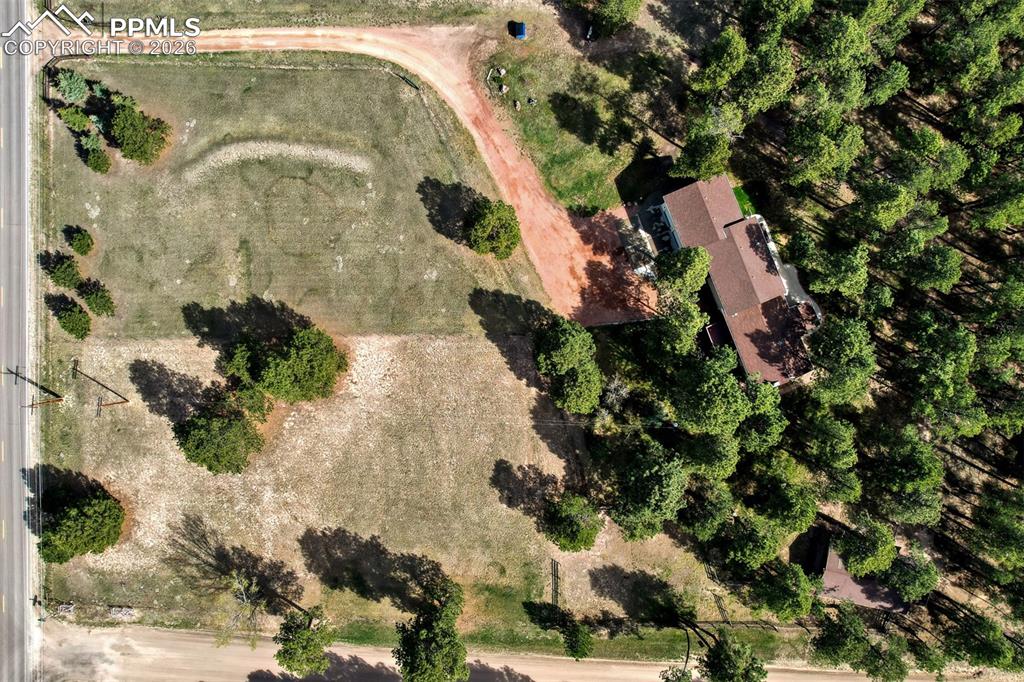 Image 4 of 42: Beautiful Acreage across from Fox Run Park