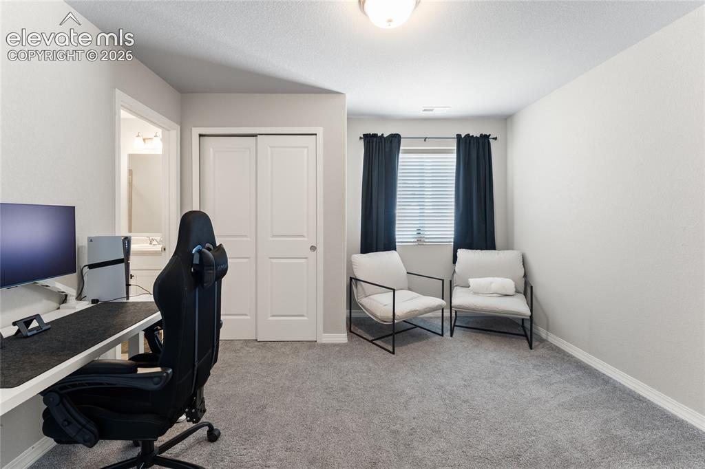Image 6 of 35: Office