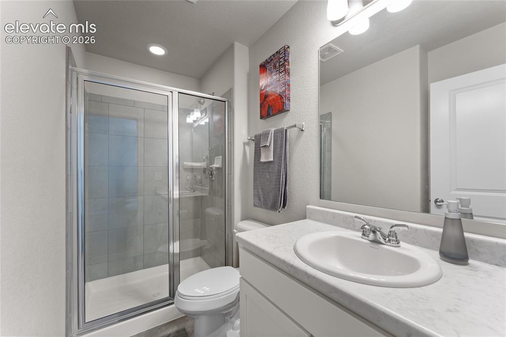 Image 8 of 35: Bathroom