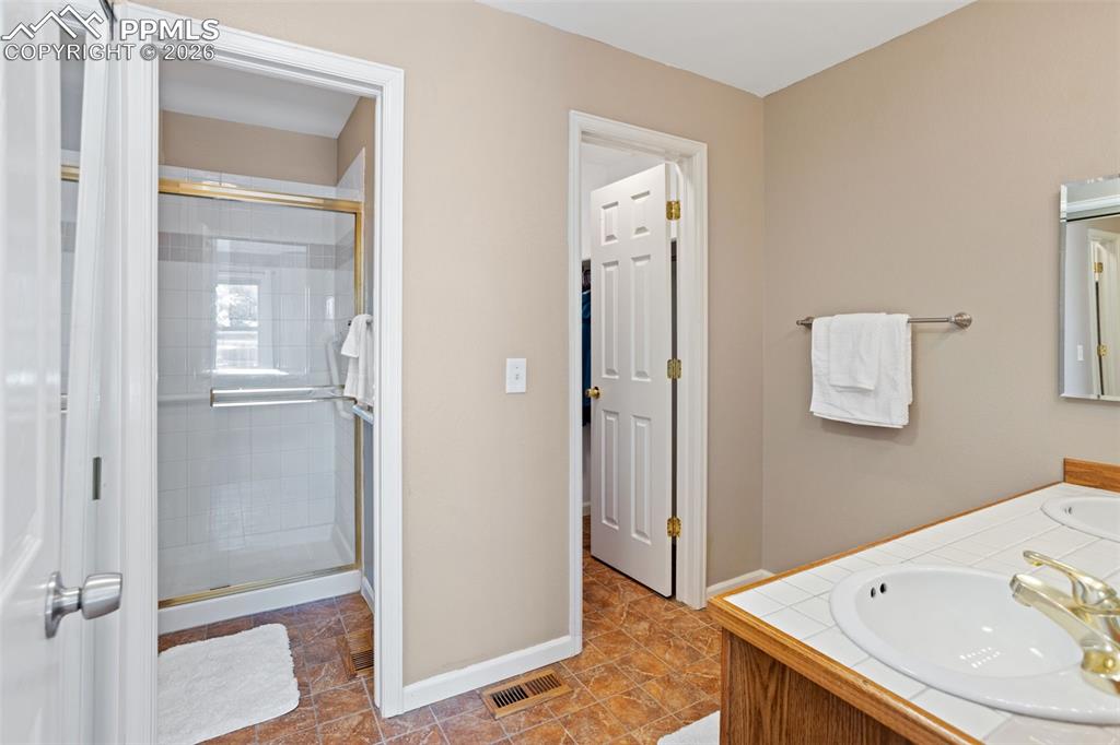 Image 15 of 33: No Description Available