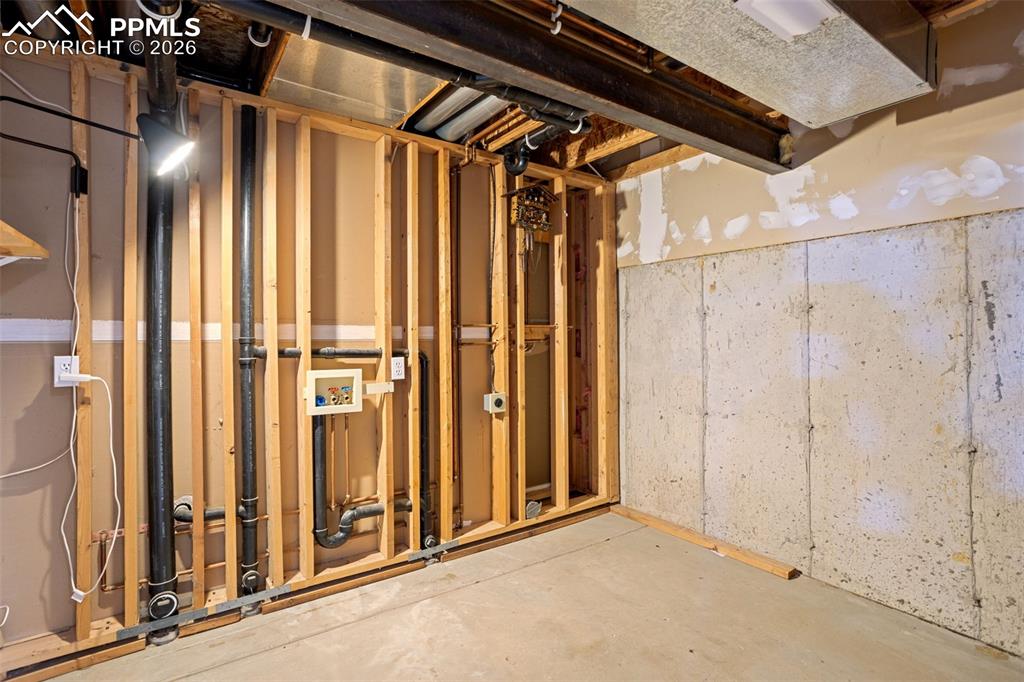 Image 27 of 33: No Description Available