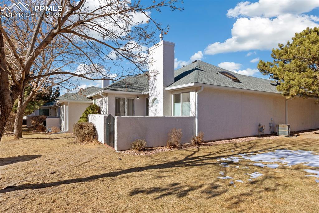 Image 30 of 33: No Description Available