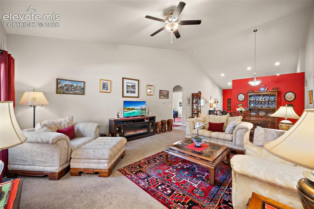 Image 6 of 50: Living Room