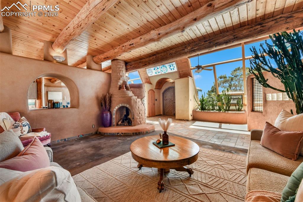 Image 13 of 50: Living Room