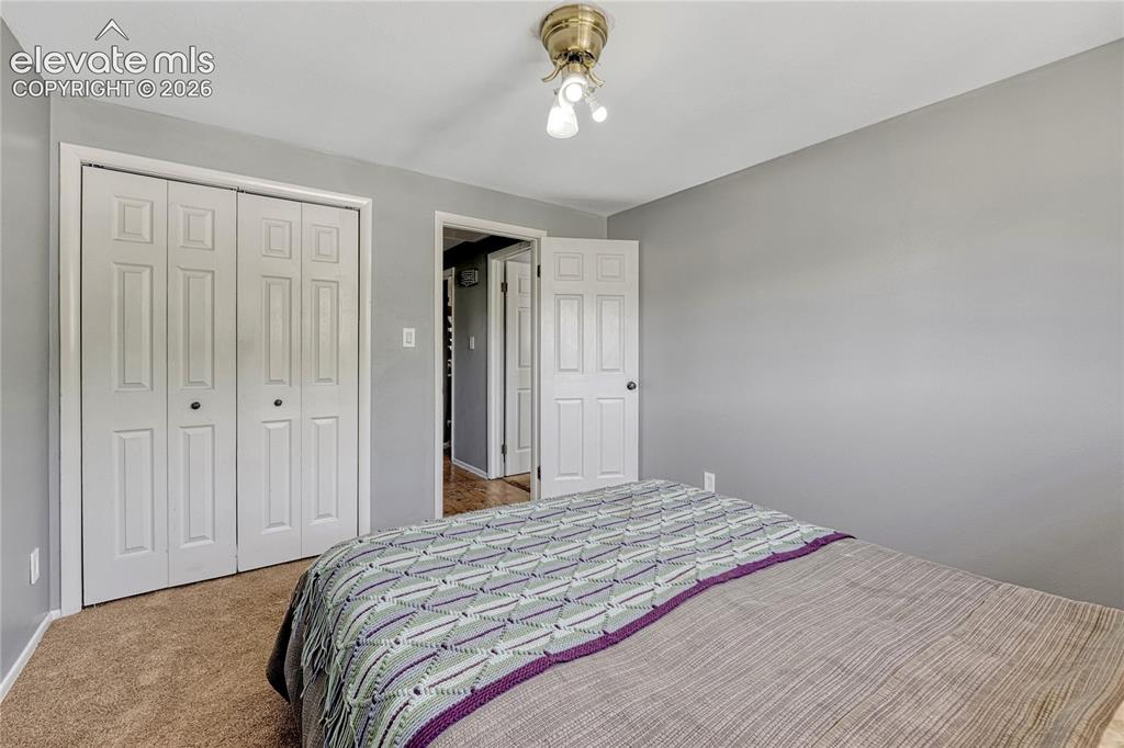 Image 21 of 48: Bedroom