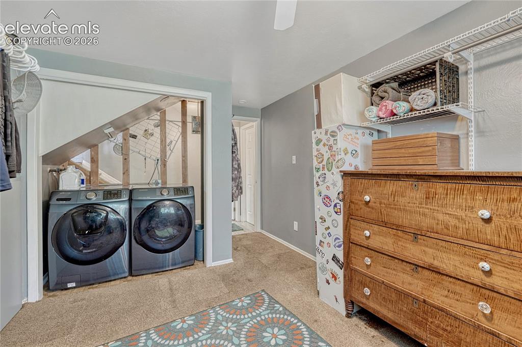 Image 22 of 48: Spacious Laundry space
