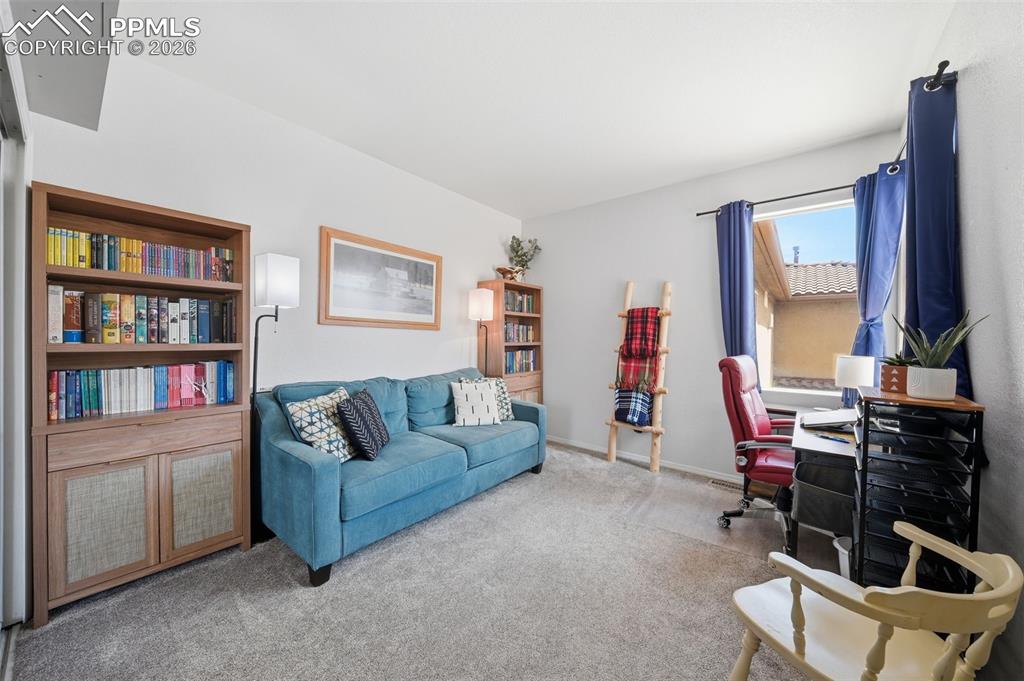 Image 30 of 44: Office