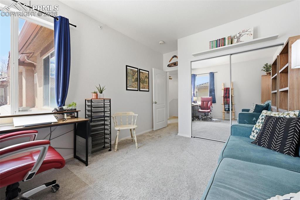 Image 31 of 44: Office