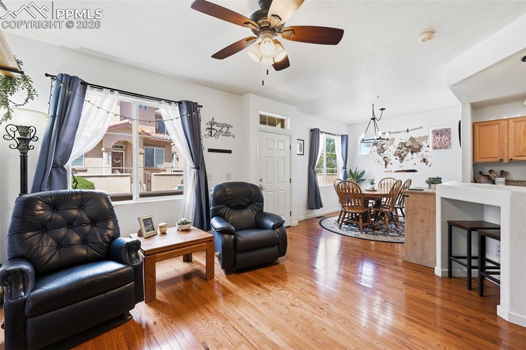 Image 7 of 44: Living Room