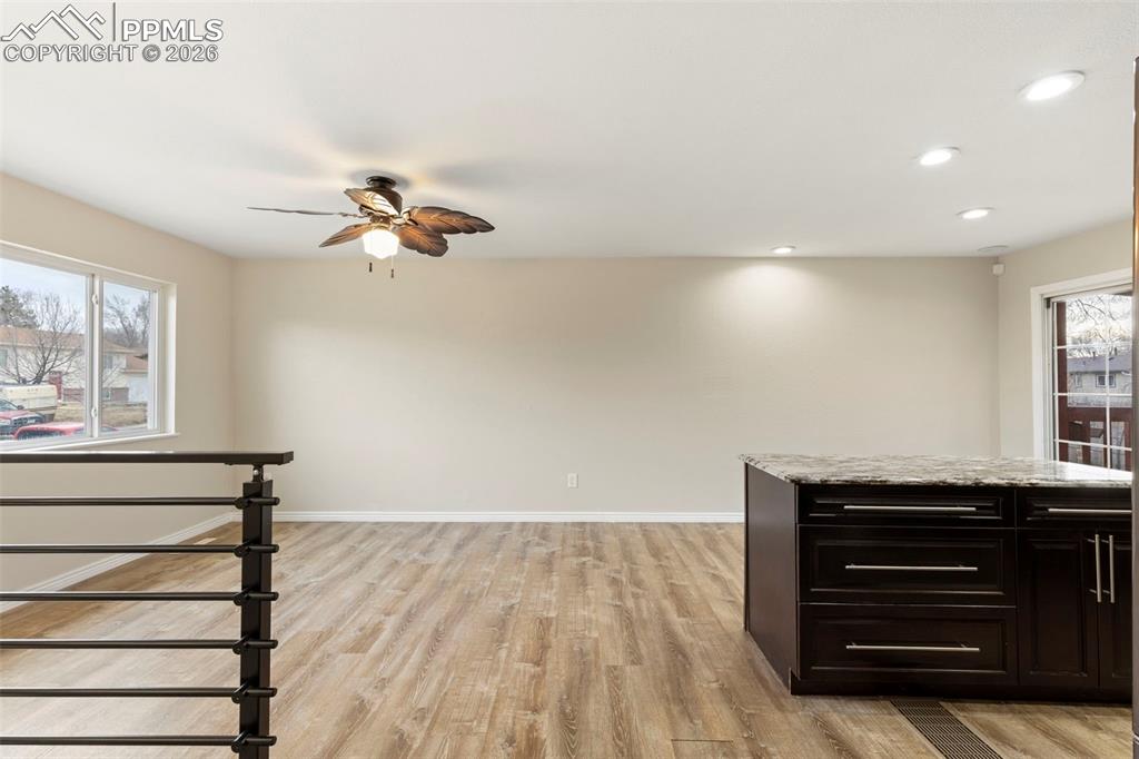 Image 13 of 50: Living Room